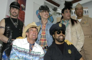 Muere a los 74 años Victor Willis, el policía de Village People y coautor de sus éxitos