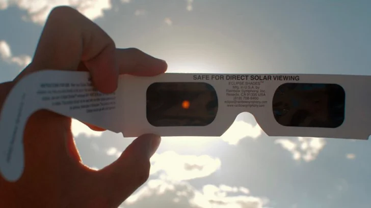 Recomendaciones-para-ver-un-eclipse-solar-728x409