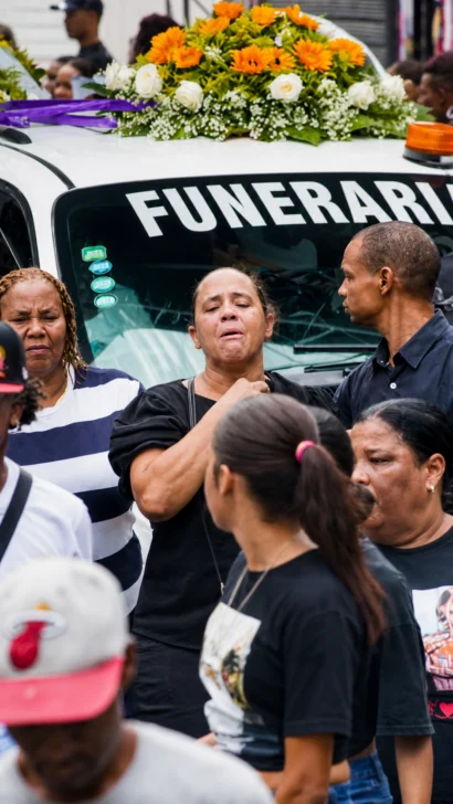 Dolor e indignación en Herrera: multitud despide a Darlin Mercado, joven fallecido en operativo policial