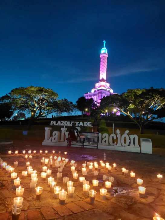 Transportistas protestan con encendido de velas por precios combustibles