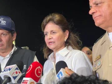 Ya son 171 los evacuados de Venezuela; Raquel Peña recibe nuevo grupo de dominicanos