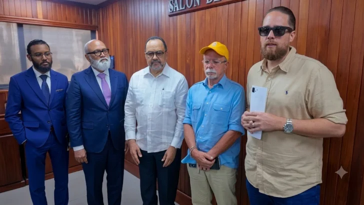 Ministerio de Justicia llevará al Congreso Nacional observaciones de medios digitales sobre el Código Penal Ministerio de Justicia llevará al Congreso Nacional observaciones de medios digitales sobre el Código Penal