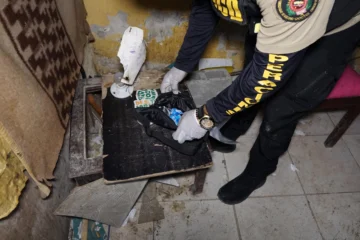 DNCD apresa a 20 personas y confiscan más de 9,600 gramos de drogas en Santo Domingo Norte DNCD apresa a 20 personas y confiscan más de 9,600 gramos de drogas en Santo Domingo Norte