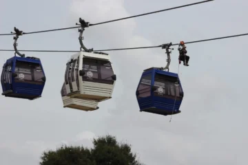 El simulacro que nadie anunció: CESMET actuó en el teleférico y la gente creyó lo peor