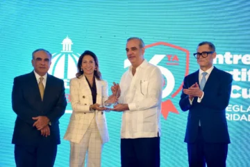 Gobierno entrega 1,087 certificaciones y reconoce a empresas por fortalecer la seguridad y salud en el trabajo