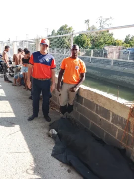 Defensa Civil recupera cuerpo de haitiano que cayó al canal Ulises Francisco Espaillat