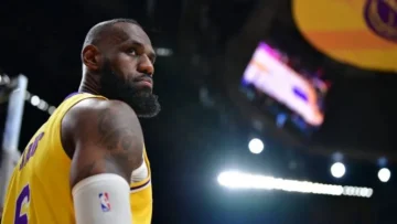 LeBron: paso en falso LeBron: paso en falso
