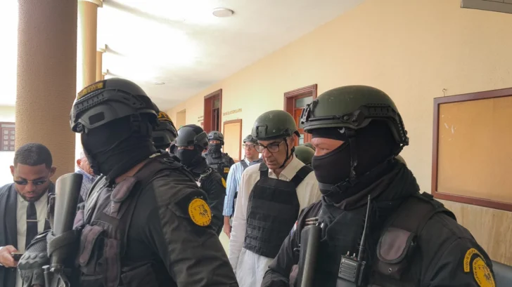 Caso Cobra: juez revisará hoy las medidas de coerción de los ocho imputados de SENASA Caso Cobra: juez revisará hoy las medidas de coerción de los ocho imputados de SENASA