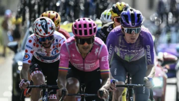 Tour de Francia: el ecuatoriano Richard Carapaz pone los Alpes a sus pies