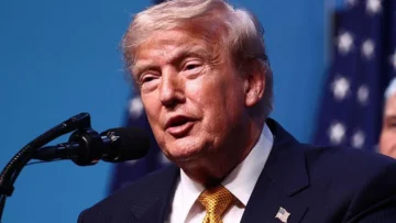 Trump da por terminada la tregua con Irán mientras Teherán advierte de una respuesta 'valiente' a los ataques de EE.UU. Trump da por terminada la tregua con Irán mientras Teherán advierte de una respuesta 'valiente' a los ataques de EE.UU.
