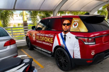 Fanáticos piden a Alofoke arrancar este lunes su campaña presidencial por el PRSC de cara al 2028 Fanáticos piden a Alofoke arrancar este lunes su campaña presidencial por el PRSC de cara al 2028