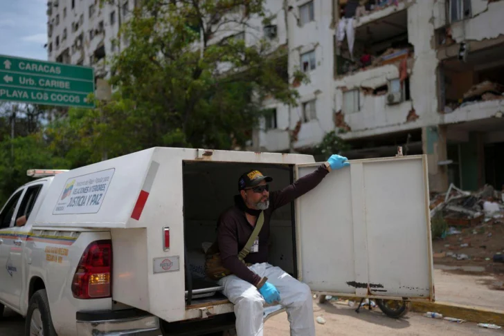 Pruebas de ADN para identificar víctimas avanzan mientras prosigue la recuperación de cuerpos