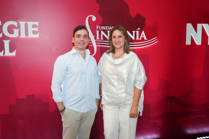 2.-Alaima-Gonzalez-y-Oliver-Villanuena-728x485