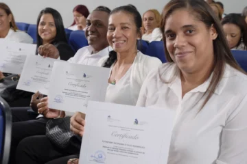 Directores formados en liderazgo en ISFODOSU propician un inicio de año escolar exitoso en sus centros educativos