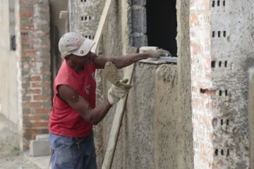 Nueva Ley de la Vivienda intenta reducir el grave déficit habitacional cubano Nueva Ley de la Vivienda intenta reducir el grave déficit habitacional cubano