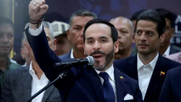 Abelardo de la Espriella toma posesión en Cali, gran bastión de la izquierda colombiana