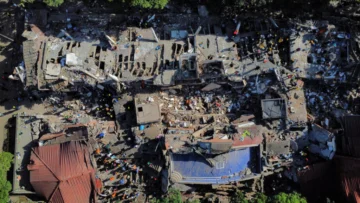 Colombia: Las víctimas del terremoto ascienden ya a 181 muertos y 1.300 heridos