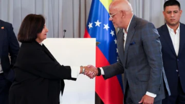 Gobierno y oposición de Venezuela acuerdan avanzar en la reforma judicial y buscar acceso a fondos congelados Gobierno y oposición de Venezuela acuerdan avanzar en la reforma judicial y buscar acceso a fondos congelados