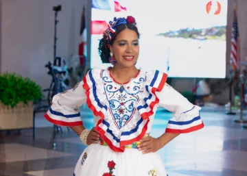 Karolina Martínez hace historia en Desfile Dominicano y “arrasa” obteniendo Miss Belleza Integral 2026 y Embajadora de la Niñez