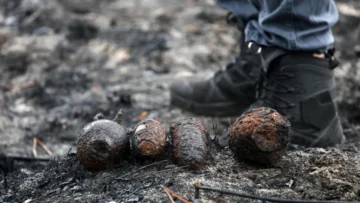 Hallan más de 75 proyectiles de la Segunda Guerra Mundial tras los incendios en la región de Burdeos