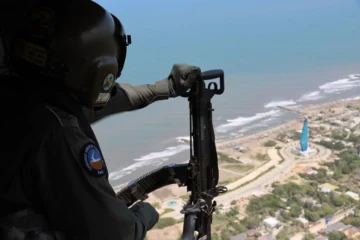 Nuevo presidente colombiano autoriza operaciones militares con EEUU