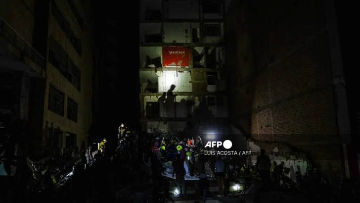 Sube a 169 balance de muertos por el terremoto de Colombia