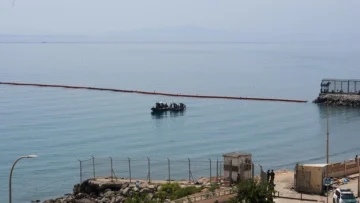 España: al menos 72 migrantes murieron intentando entrar a Ceuta desde Marruecos España: al menos 72 migrantes murieron intentando entrar a Ceuta desde Marruecos