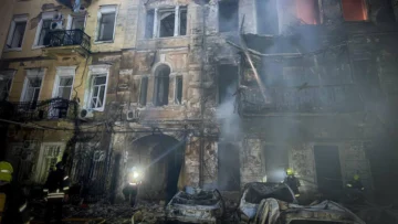 Cinco muertos en Rusia y tres en Ucrania tras ataques que también alcanzaron el puerto de Odessa Cinco muertos en Rusia y tres en Ucrania tras ataques que también alcanzaron el puerto de Odessa