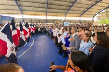 Arrancan las clases entre el entusiasmo oficial y las quejas de la ADP Arrancan las clases entre el entusiasmo oficial y las quejas de la ADP