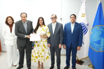 Salud Pública renueva certificación de salas de lactancia del Banco BHD