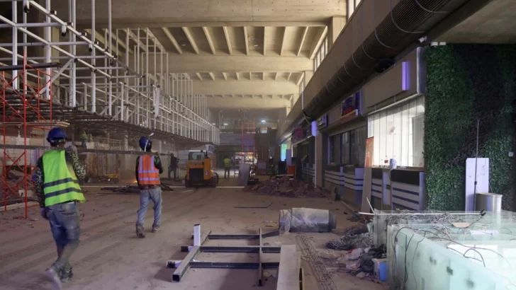 El aeropuerto Simón Bolívar de Caracas reabrirá el 5 de agosto para operaciones de carga El aeropuerto Simón Bolívar de Caracas reabrirá el 5 de agosto para operaciones de carga