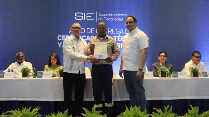 Infotep certifica a 300 técnicos eléctricos tras evaluar sus competencias laborales