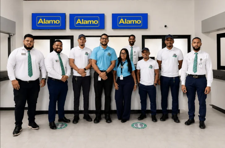 Equipo-de-Aeropuerto-Internacional-de-Punta-Cana-728x480