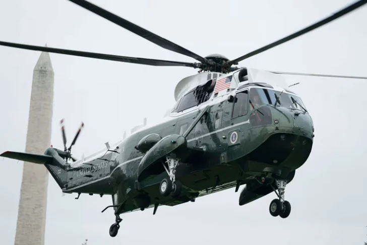 Helicóptero de Trump tuvo acercamiento peligroso en vuelo con un avión comercial