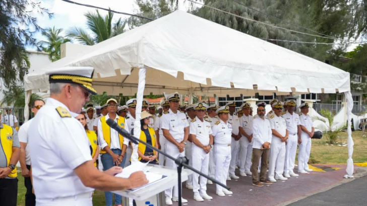 FF.AA: Solidaridad dominicana navega hacia Colombia con 50 toneladas de ayuda