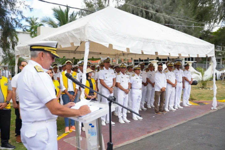 FF.AA: Solidaridad dominicana navega hacia Colombia con 50 toneladas de ayuda