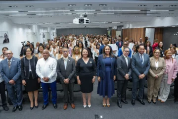 Infotep certifica a 262 colaboradores de la Cámara de Diputados tras programa de capacitación