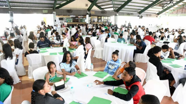 Inteligencia artificial y su impacto social centran congreso de jóvenes de Vega Real