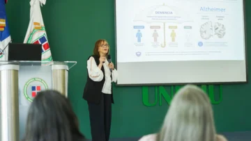 Investigadora plantea que prevenir factores de riesgo podría retrasar hasta 56 % de los casos de demencia en América Latina Investigadora plantea que prevenir factores de riesgo podría retrasar hasta 56 % de los casos de demencia en América Latina