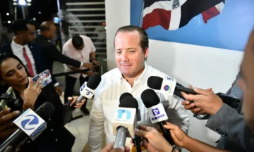 Paliza deposita en el Senado proyecto de ley para aprobar el Plan Nacional de Ordenamiento Territorial Paliza deposita en el Senado proyecto de ley para aprobar el Plan Nacional de Ordenamiento Territorial