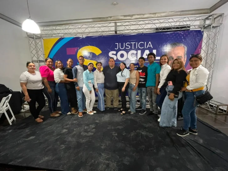 Justicia Social reúne a cientos de jóvenes y fortalece su relevo generacional Justicia Social reúne a cientos de jóvenes y fortalece su relevo generacional