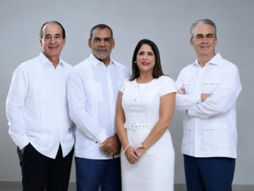 Junta de Regentes del INTEC elige nueva Comisión Ejecutiva Junta de Regentes del INTEC elige nueva Comisión Ejecutiva