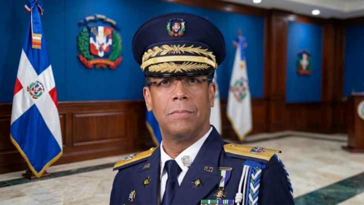 Abinader designa nuevo inspector general de la Policía Nacional