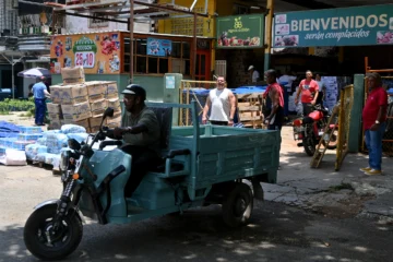 Cuba continúa su apertura económica mientras la crisis escuece cada día