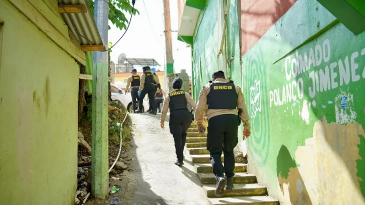 Operativo en Pedro Brand deja cinco detenidos y decomiso de más de 4,700 gramos de presuntas drogas
