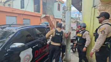 Operativos antidrogas dejan 50 detenidos y más de 12 kilos de sustancias incautadas en San Cristóbal Operativos antidrogas dejan 50 detenidos y más de 12 kilos de sustancias incautadas en San Cristóbal