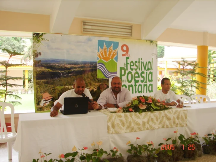 Fastos de los Festivales de la Montaña de Jarabacoa: el regresó a la poesía (I)