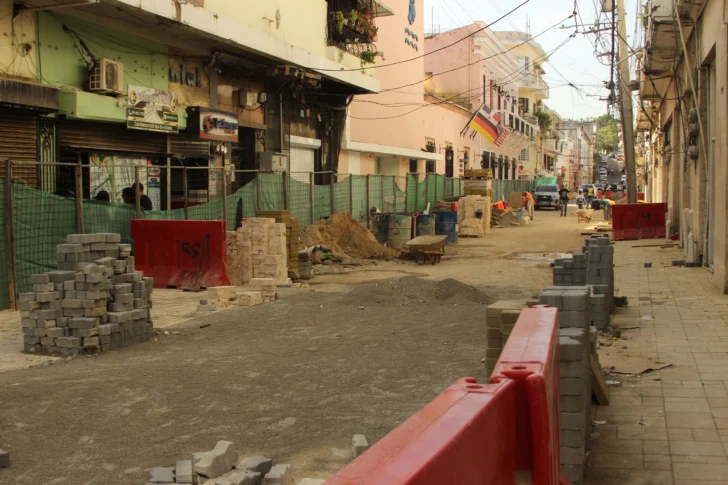 Ciudad Colonial mantiene el tránsito sin cambios pese a inicio anunciado de plan piloto