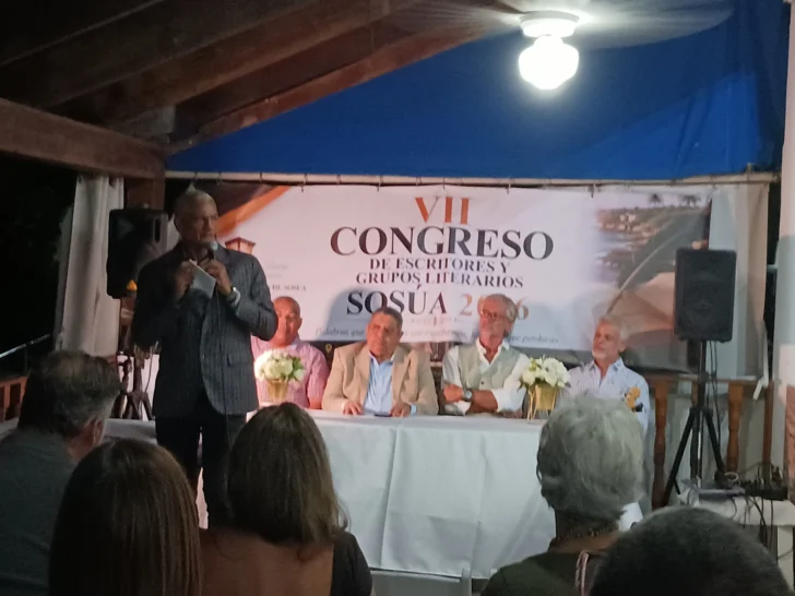 Una falsa crítica al microcuento