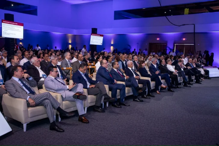 Abinader destaca consultas y valentía para impulsar reformas de largo plazo